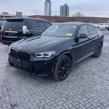 2023 BMW X4 xDrive30i