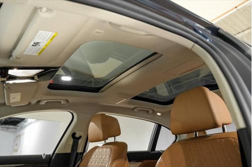2020 BMW 740 xDrive