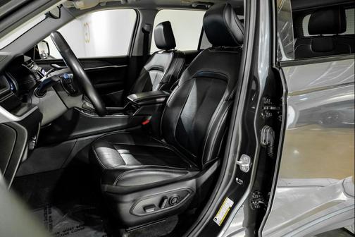2022 Jeep Grand Cherokee Limited X