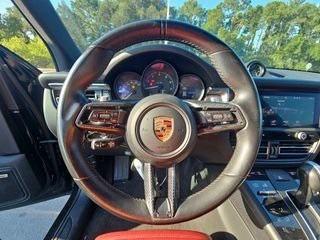 2023 Porsche Macan Base