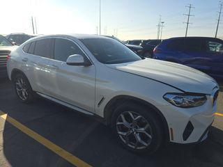 2025 BMW X4 xDrive30i