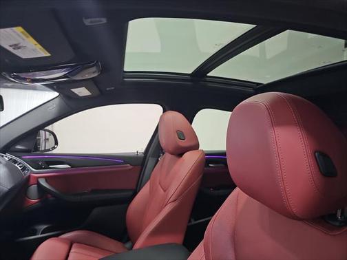 2024 BMW X4 xDrive30i
