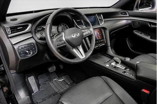 2022 INFINITI QX50 LUXE
