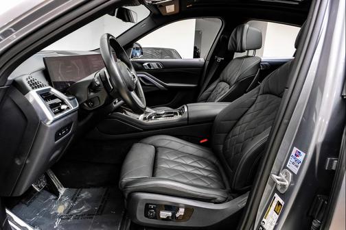 2024 BMW X6 xDrive40i