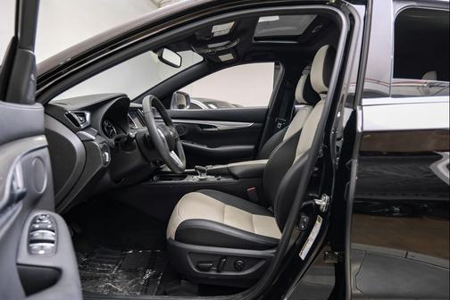 2023 INFINITI QX55 LUXE