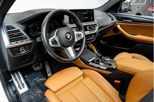 2023 BMW X4 xDrive30i