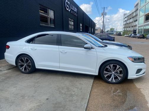 2021 Volkswagen Passat 2.0T SE