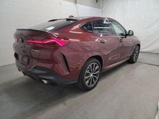 2024 BMW X6 xDrive40i