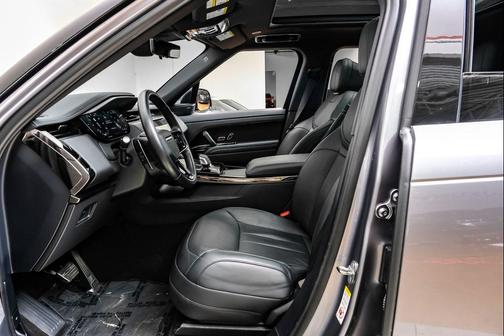 2024 Land Rover Range Rover Sport SE