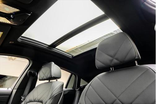 2025 BMW X6 xDrive40i