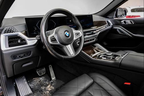 2025 BMW X6 xDrive40i