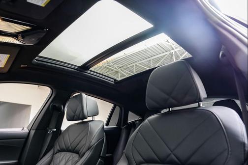 2025 BMW X6 xDrive40i