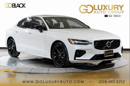 2024 Volvo S60 B5 Core Dark Theme