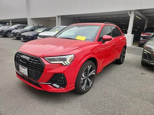 2023 Audi Q3 45 S line Premium Plus