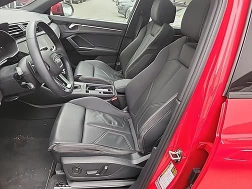 2023 Audi Q3 45 S line Premium Plus