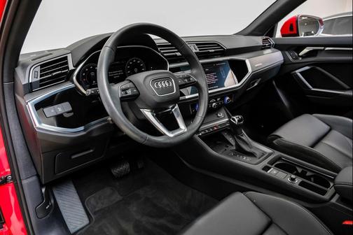 2023 Audi Q3 45 S line Premium Plus