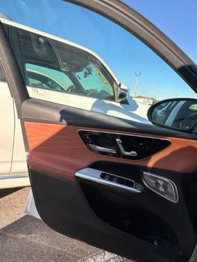 2024 Mercedes-Benz GLC 300 4MATIC