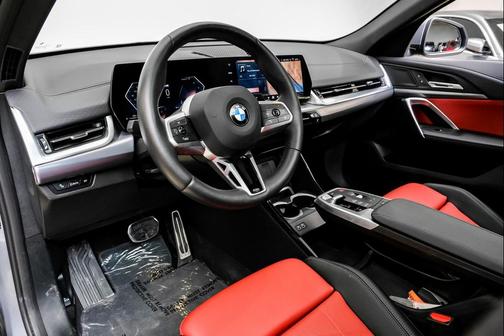 2025 BMW X2 xDrive28i