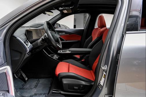 2025 BMW X2 xDrive28i
