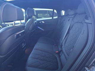 2025 BMW X6 xDrive40i