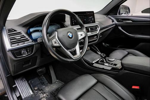 2024 BMW X4 xDrive30i