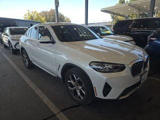 2024 BMW X4 xDrive30i