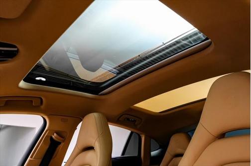 2023 Porsche Panamera Platinum Edition