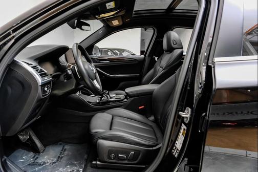 2024 BMW X4 xDrive30i