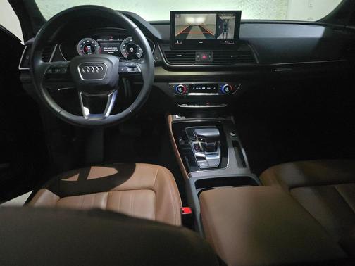 2023 Audi Q5 45 S line Premium Plus