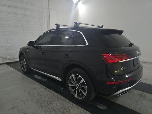 2023 Audi Q5 45 S line Premium Plus