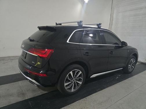 2023 Audi Q5 45 S line Premium Plus