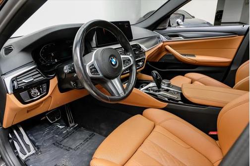 2022 BMW 540 i