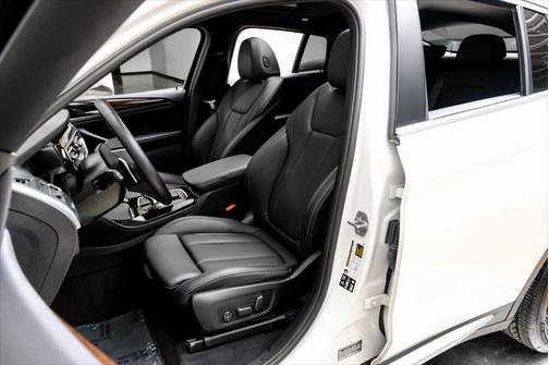 2024 BMW X4 xDrive30i