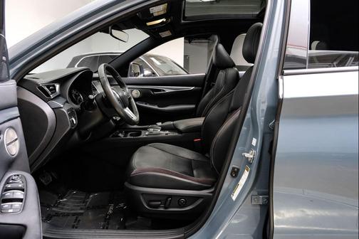 2023 INFINITI QX50 SPORT