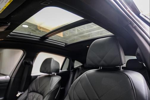 2025 BMW X6 xDrive40i