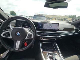2025 BMW X6 xDrive40i