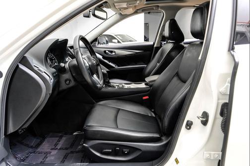 2023 INFINITI Q50 3.0t LUXE