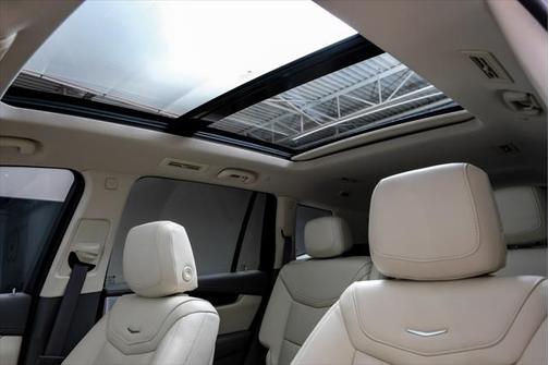 2023 Cadillac XT6 Premium Luxury FWD