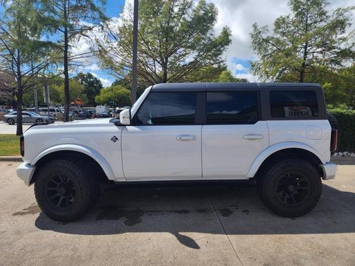 2022 Ford Bronco Outer Banks
