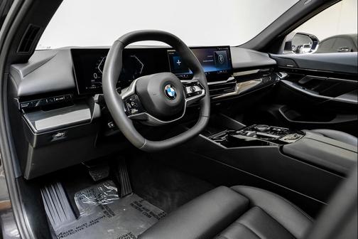 2024 BMW 530 i