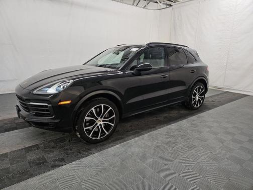 2023 Porsche Cayenne Platinum Edition