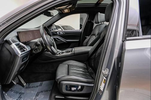 2025 BMW X6 xDrive40i