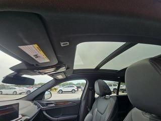 2024 BMW X4 xDrive30i