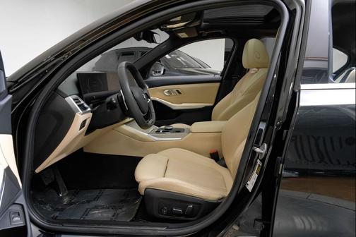 Black Sapphire Metallic 2025 BMW 330 330i