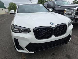 2023 BMW X4 xDrive30i