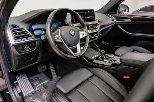 2024 BMW X4 xDrive30i