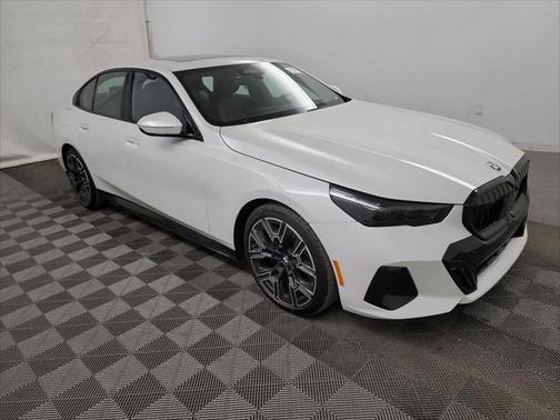 2024 BMW 530 i