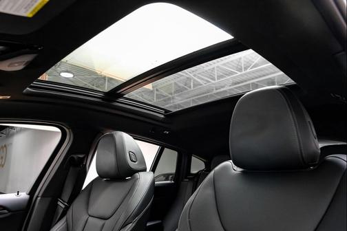 2024 BMW X4 xDrive30i