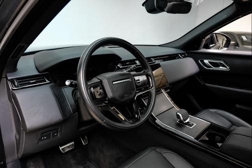 2024 Land Rover Range Rover Velar P250 SE R-Dynamic