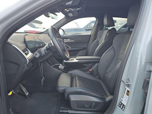Gray Metallic 2025 BMW X2 xDrive28i